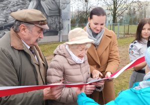 Uroczyste przecięcie wstęgi