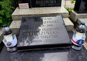 Grób Gryzeldy Studzińskiej, przyjaciółki naszej szkoły