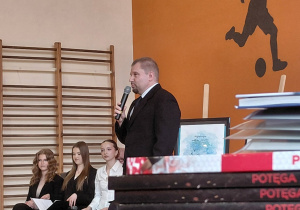 Wystąpienie p. dyrektora Krzysztofa Bednarka