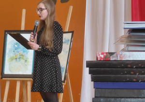Patrycja Gołędowska podziękowała w imieniu uczniów