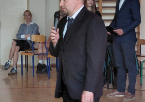 Pan dyrektor Krzysztof Bednarek